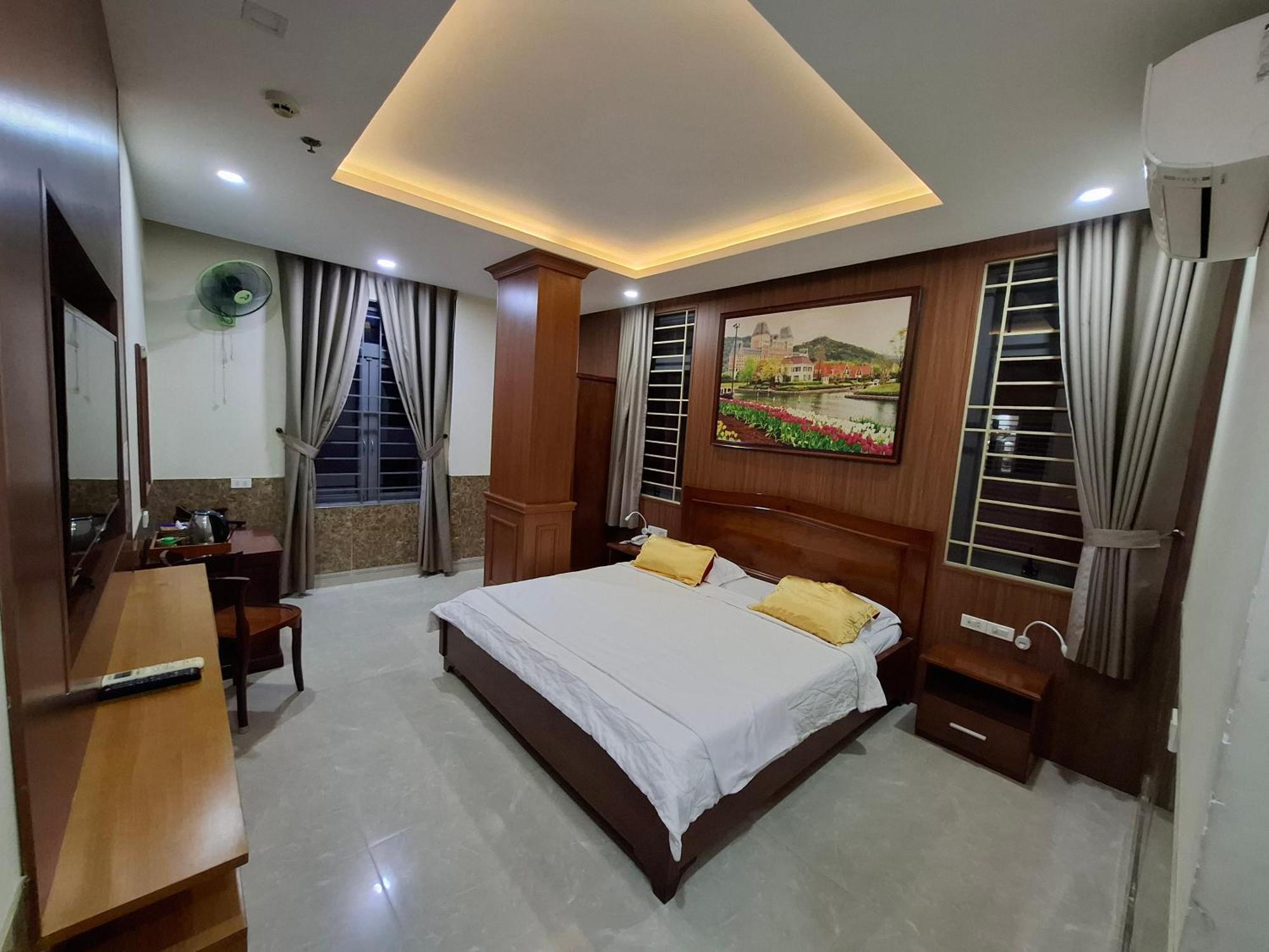 Hotel Phu Si Ho Chi Minh City Exterior photo