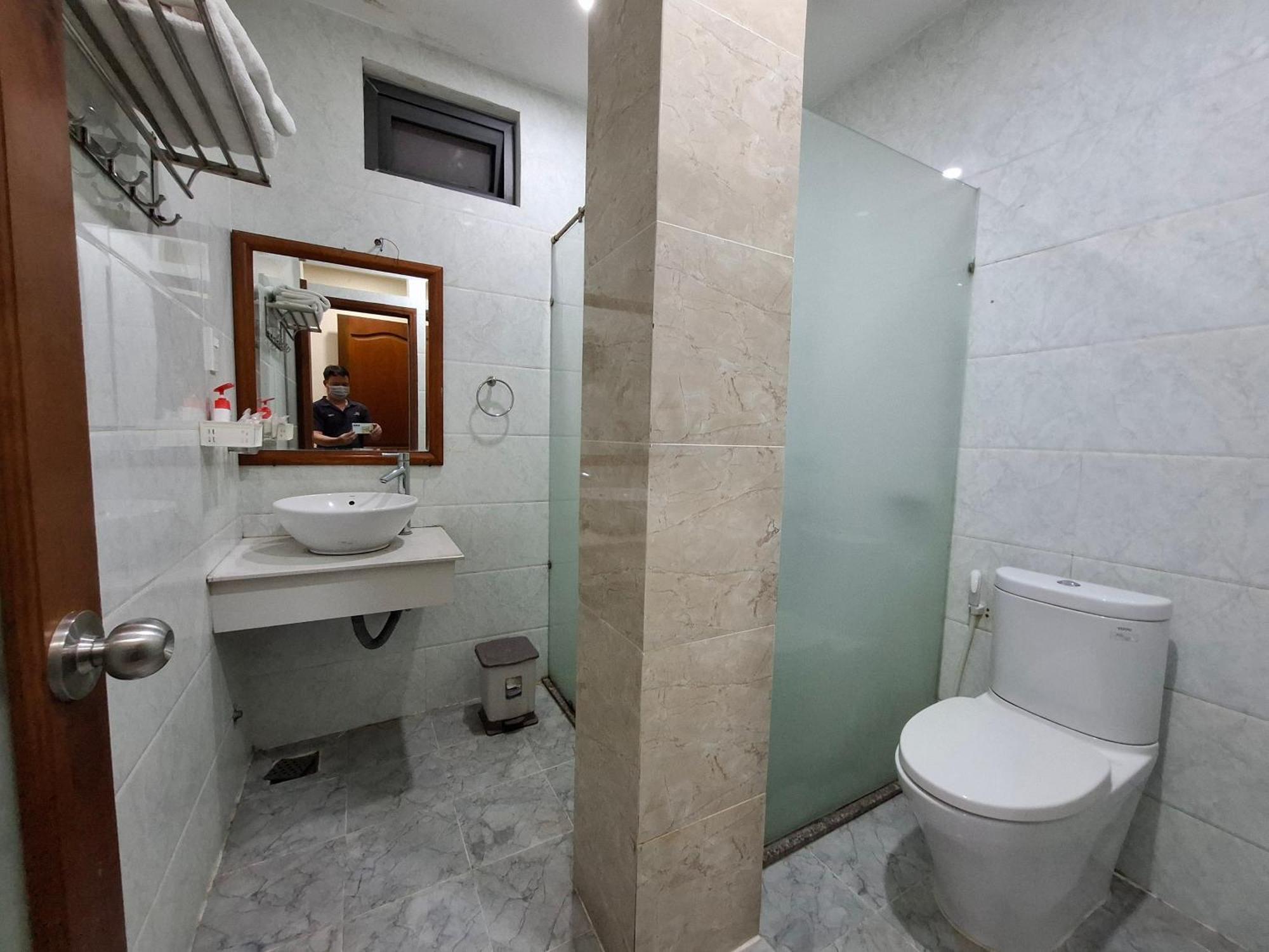 Hotel Phu Si Ho Chi Minh City Exterior photo